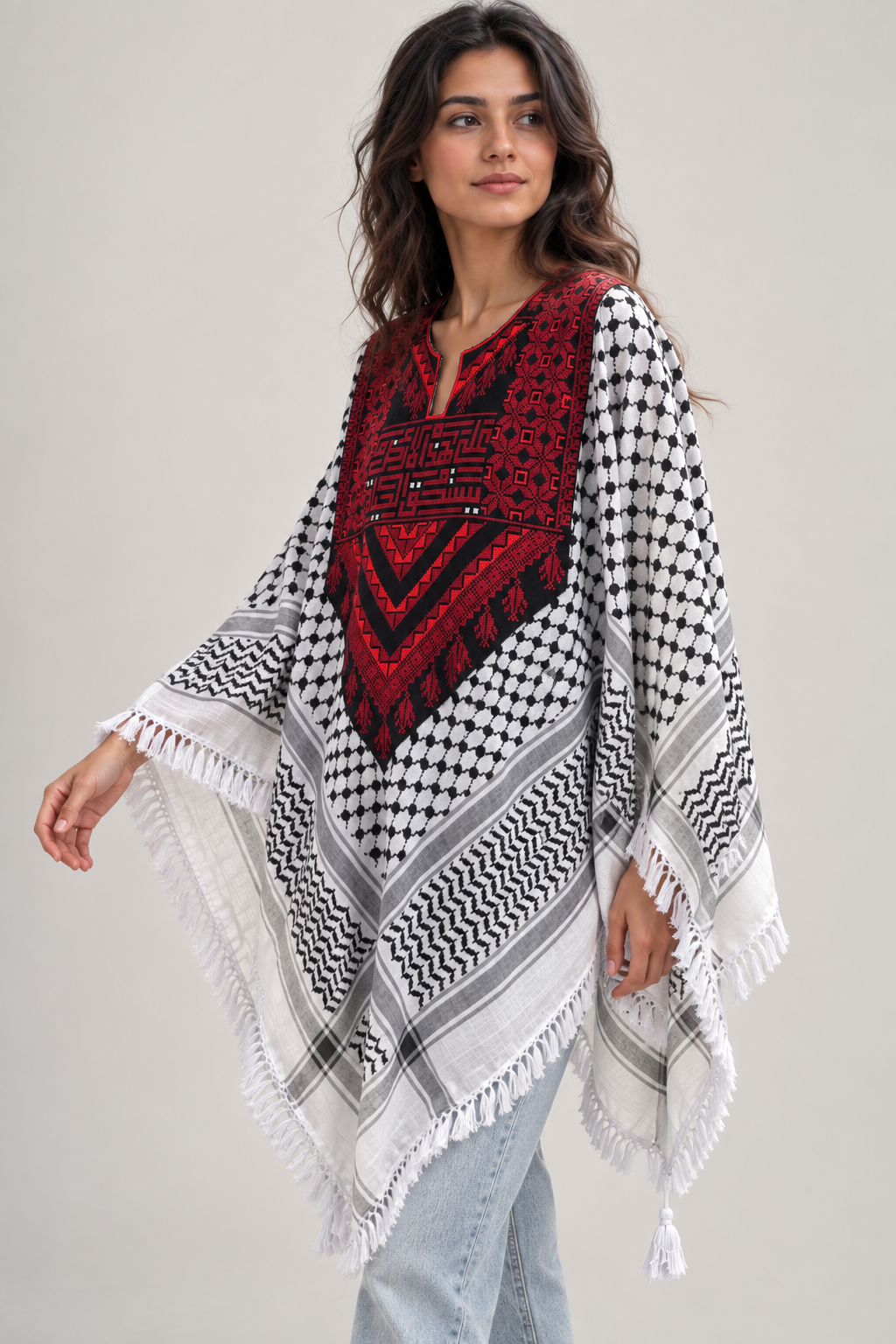 Poncho Kufiya con Tatreez Palestino